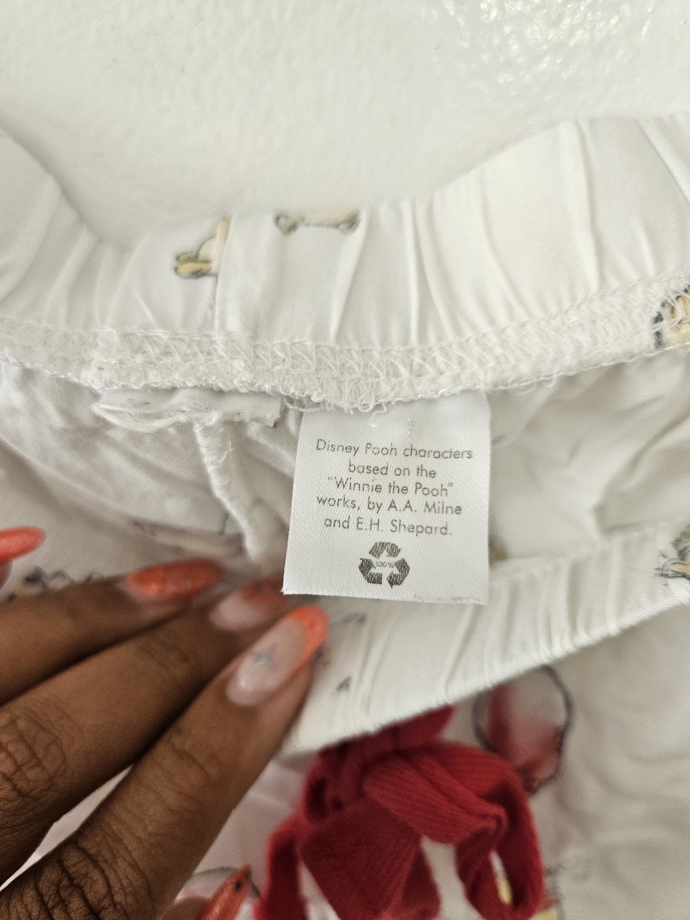 Winnie the Pooh White Pajama Set -XL Disney - Picture 8 of 8